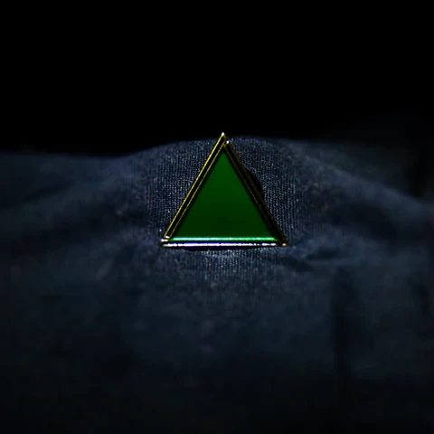 delta-green-lapel-pin-przypinka.webp