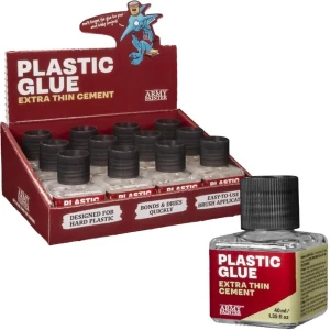 Army Painter Plastic Glue Extra Thin (z pędzelkiem)