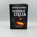 Ostrza-w-mroku-Głębokie-cięcia-1.jpg