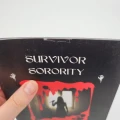 EG-SURVIVORSORORITY-CORE-OUTLET — Wady (przykład)