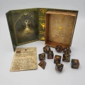 Kości Elder Dice Yellow Sign Glass and Wax (zestaw) — zawartość