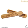 QW-LOTR-WOODBOX-MODRZEW — przód (producent)