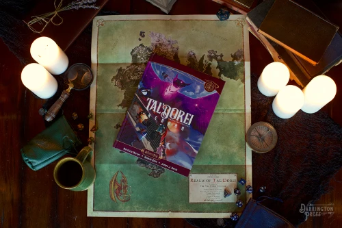 Tal'Dorei Campaign Setting Reborn — przód (producent)