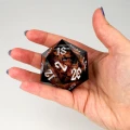 Kość żywiczna D20 50 mm King Midas (liquid core) — zawartość (producent)