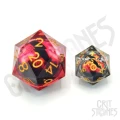 Kość żywiczna D20 33 mm Blood Iris (floating eye) — zawartość (producent)
