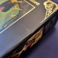 Dungeons & Dragons Tarot Deck — Talia kart tarota (outlet) — Wady (przykład)