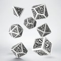 kości-rpg-krasnoludzkie-biało-czarne-7.jpg